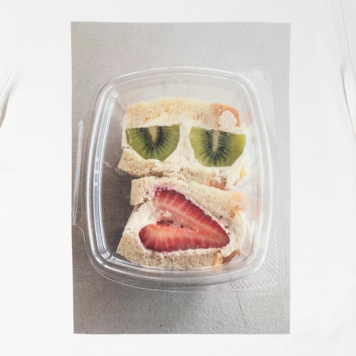 FRUIT SANDWICH LS designed by Hirohisa Yokoyam